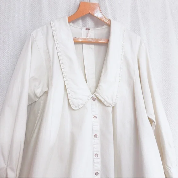 Free People Cotton Cream Denim Dress with pearl snap Detail oversized jacket. - Picture 3 of 12